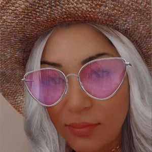 Meet your Posher, Maureen